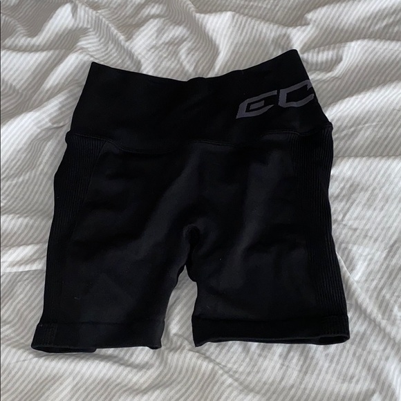 Echt butt scrunch work out shorts - Picture 2 of 5